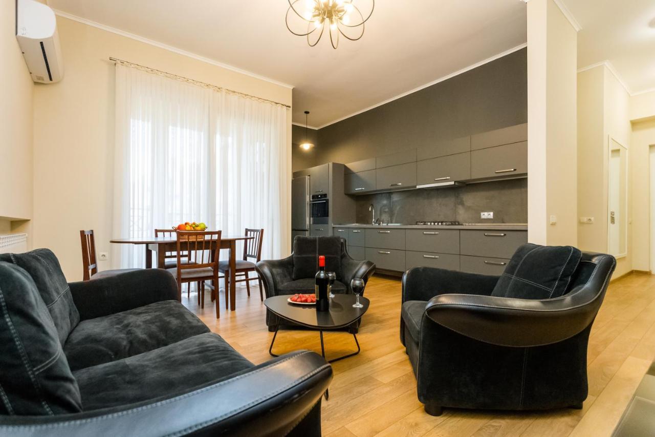 New!-Downtown Apartment Ll Τυφλίδα Εξωτερικό φωτογραφία